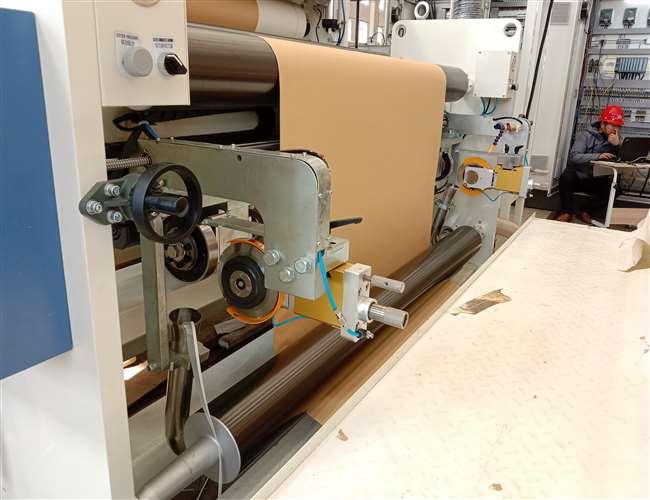 Macchina di carta automatica ad alta velocità della laminazione dell'estrusione della tazza di carta del rotolo 200m/min 2