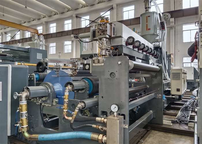 Capacità 200 - 400 kg/ora Macchina di laminazione per rivestimento per estrusione Max. Velocità di rivestimento 200 M/min