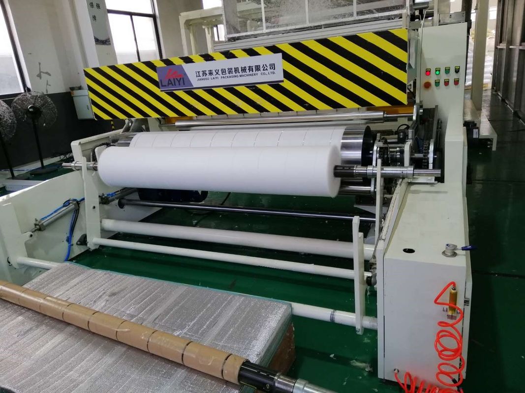 Macchina del tessuto soffiata colata di larghezza dell'acciaio inossidabile 1600mm per il materiale del filtrante della maschera