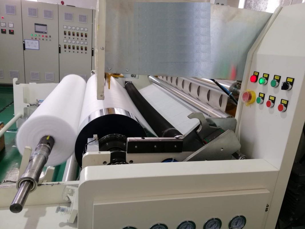 Macchina del tessuto soffiata colata di larghezza dell'acciaio inossidabile 1600mm per il materiale del filtrante della maschera